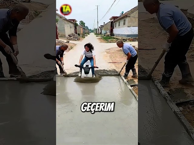 Asfaltı Bozdum Çamura Gömüldüm 🛵💥