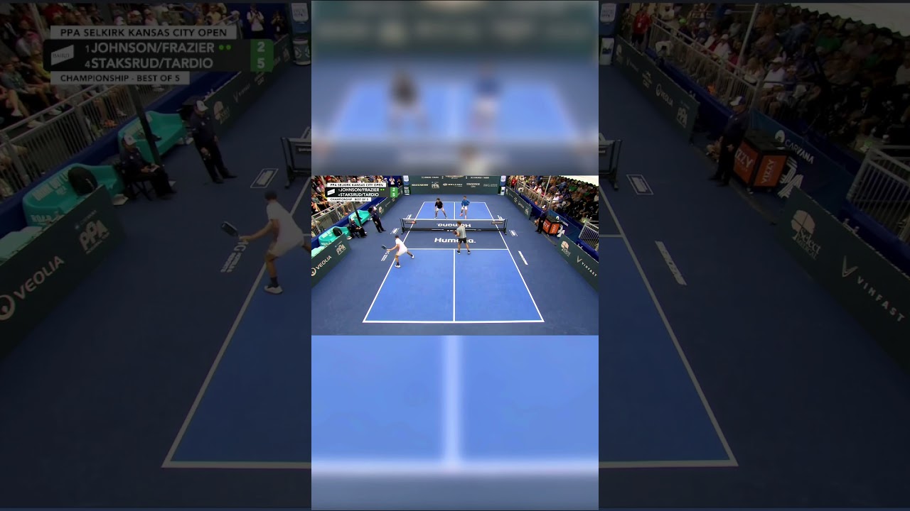 An awkward but successful shot from Federico Staksrud 💪