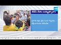 టీడీపీ నేతల ఓవర్ యాక్షన్ | TDP Leaders Over Action at Guntur District | @SakshiTV  - 02:01 min - News - Video