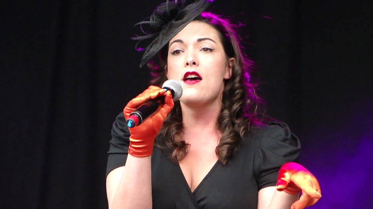 Caro Emerald Back It Up Remix