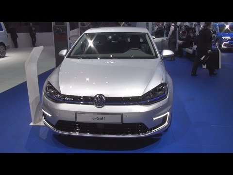 Volkswagen e-Golf 85 kW (2016) Exterior and Interior in 3D