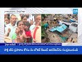 Public Serious over Hydra Demolitions in Gajularamaram Hyderabad |@SakshiTV  - 04:08 min - News - Video