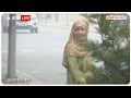 Kashmir में शीतलहर से लोगों की बढीं मुश्किलें, जानिए कितना पहुंच गया पारा | Snowfall | ABP News  - 01:40 min - News - Video