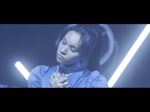 女王蜂 『コスモ』Official Studio Live Clip