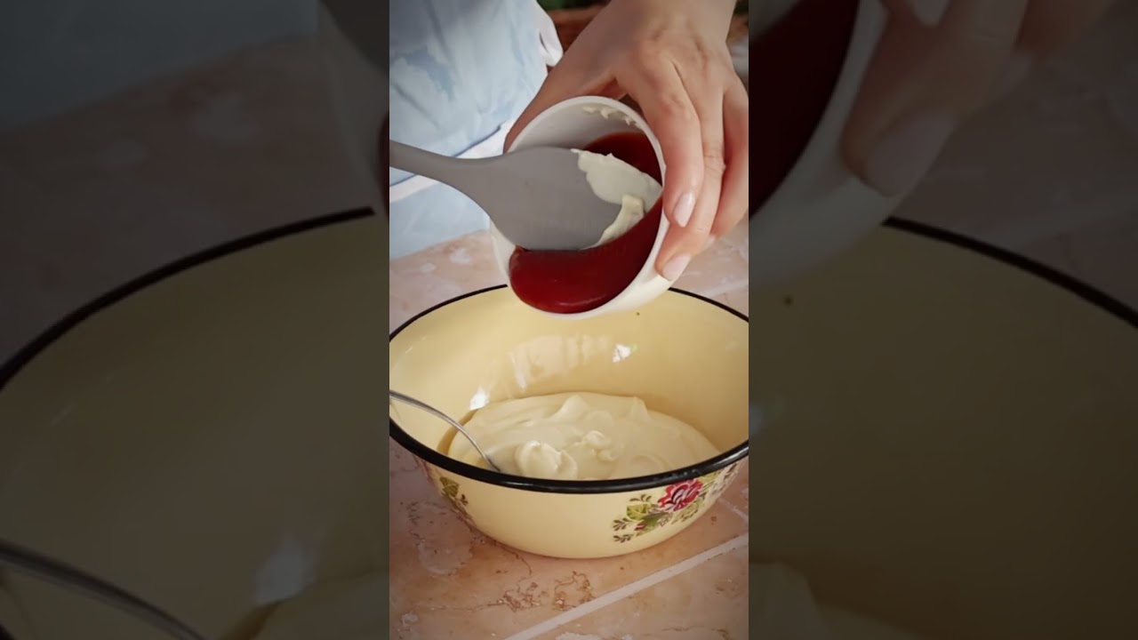 Připomeňte si skvělý svačinový salát ze sýru, salámu a vajec připravený podle ČSN #toprecepty #food