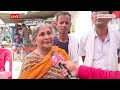 Priyanka Gandhi Vs Smriti Irani LIVE Update : Wayanad में प्रियंका के सामने चुनाव लड़ेंगी स्मृति?  - 00:00 min - News - Video
