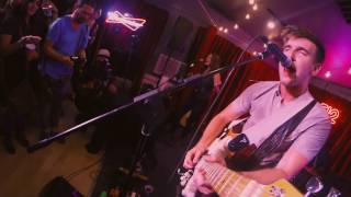 Max Frost - &quot;White Lies&quot; | A Do512 Lounge Session