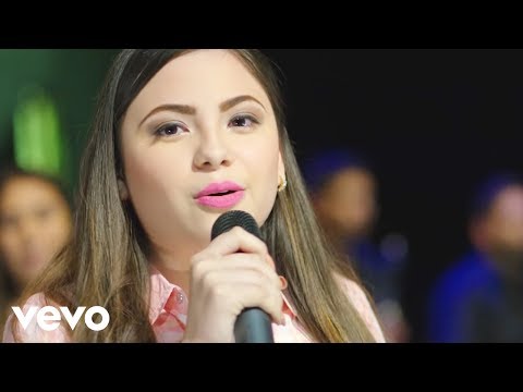 Valentina Elizalde, Gabriela Elizalde, Valeria Elizalde - Sobre La Tumba De Mi Padre