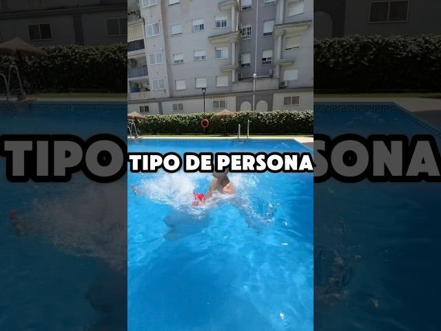 Tipos De Personas En La Piscina