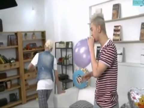 NU'EST Funny moment ( Baekho and Ren )