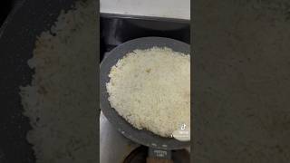 Cách làm cơm cháy cho món kho quẹt  đơn giản dễ làm