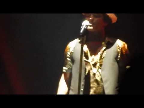 Bruno Mars Sings First time,Pony,Ignition in San Diego HD