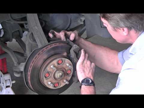 HONDA Accord IV - Front Brake Pads Replacement