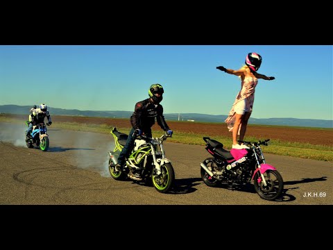 Girls stunt riding - Kate Stunt Girl