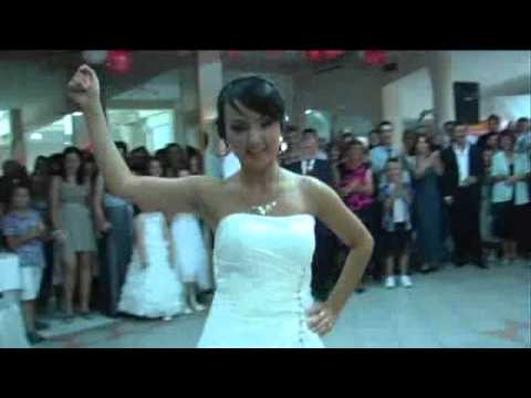 Свадбениот танц на Елена и Павел од Охрид
