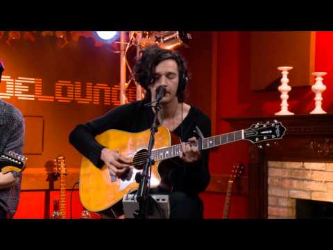 The 1975 - Girls (Acoustic)