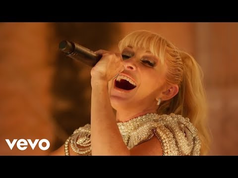 Los Ángeles Azules - Detrás de Mi Ventana ft. Yuri
