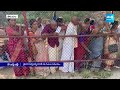 Huge Devotees Crowd at Tirumala Due to Holidays | Tirupati |@SakshiTV  - 04:36 min - News - Video