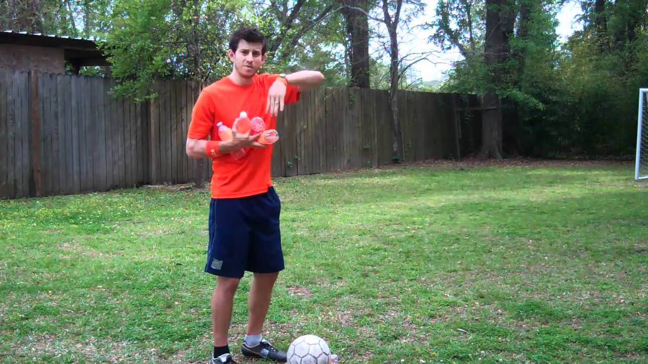 soccer-training-how-to-do-a-pull-back-v-online-soccer-academy-youtube