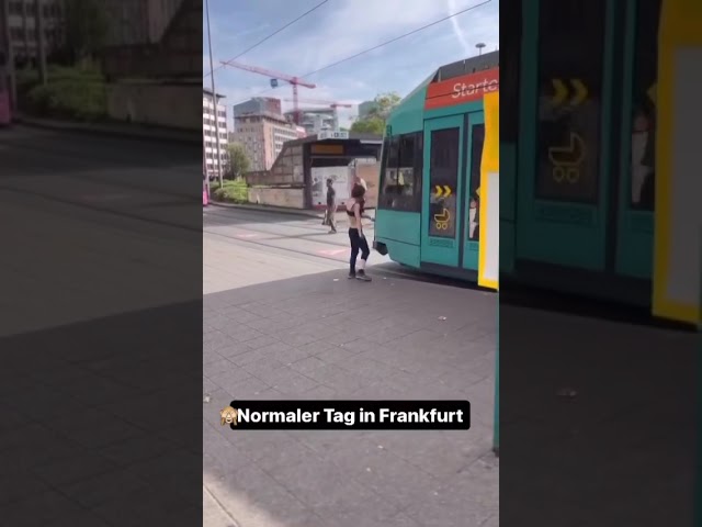 Normaler Tag in Frankfurt😂 #memes #bier #funny #lustig #comedy #humor #frankfurt #meme #comedy