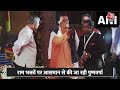 Diwali 2023 : Ayodhya में Deepotsav की तैयारी पूरी, राम भक्तों पर आसमान से की जा रही पुष्पवर्षा  - 01:53 min - News - Video