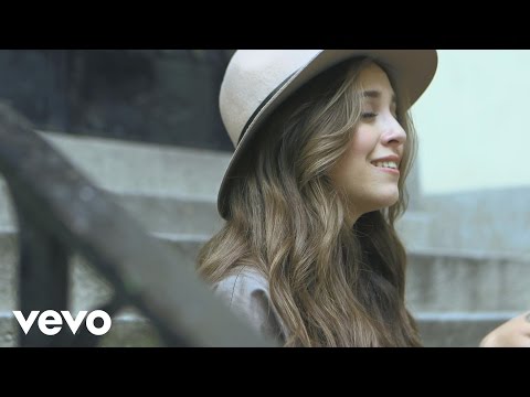 Ana Mena - No Soy Como Tú Crees (Acústico)
