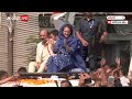 Priyanka Gandhi Roadshow: अमेठी में प्रियंका गांधी ने किया रोड शो | UP Politics | Loksabha Election  - 05:10 min - News - Video
