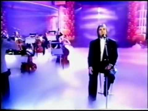 Chris de Burgh  - Carry Me (Like a Fire In Your Heart) LIVE