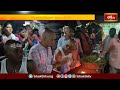 భక్తులతో కిటకిటలాడిన ధర్మపురి నరసింహుని ఆలయం | Devotional News #dharmapuri #narasimhaswamytemple  - 02:46 min - News - Video