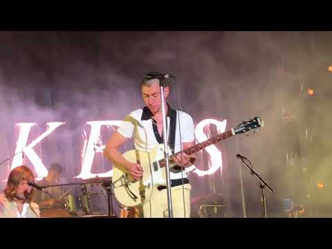 Arctic Monkeys - One Point Perspective live @ Forest Hills Stadium, NYC