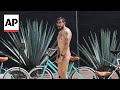 Hundreds join Mexico naked cycle ride to demand road safety