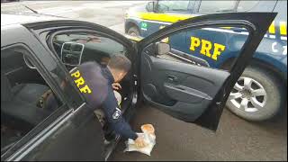 PRF prende traficante com drogas escondidas em painel de carro na BR 158, em Rosário do Sul