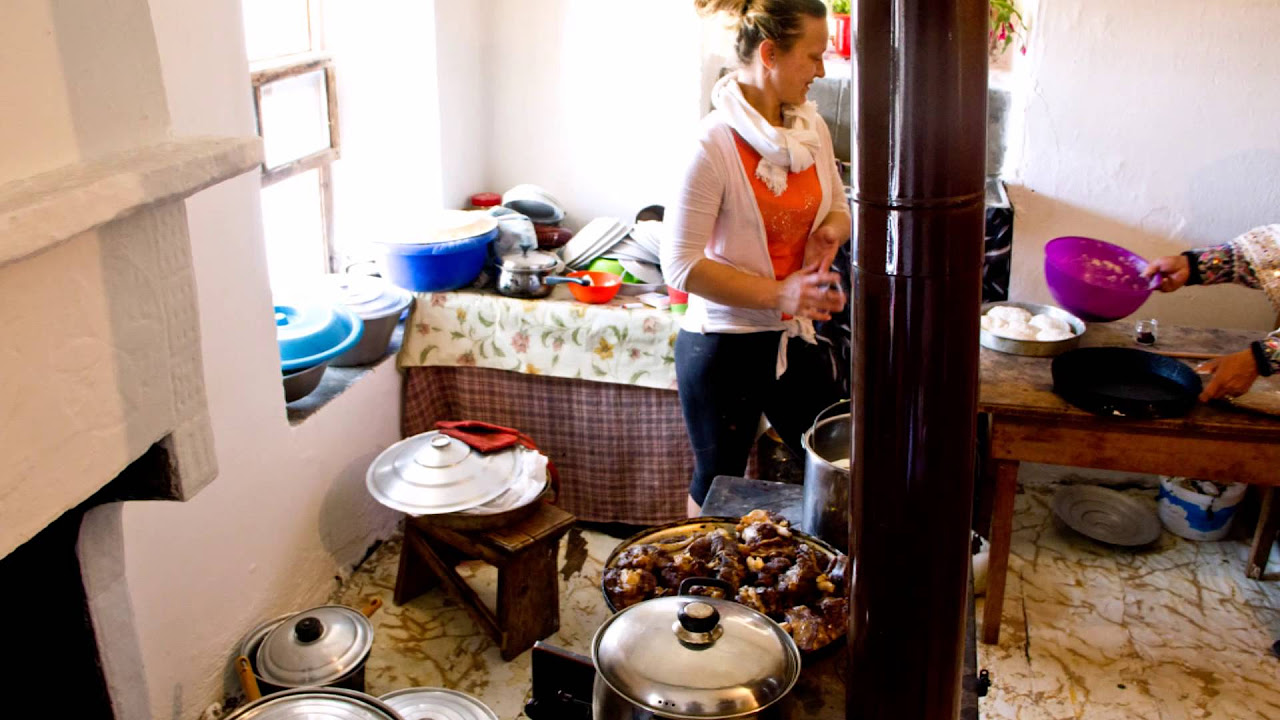Vorschaubild für das Youtube-Video: Crowdfunding: Albanische Brotkultur auf dem Rauriser Brotfest