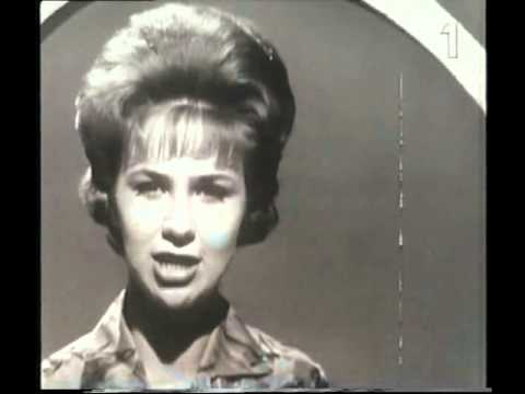 Anita Lindblom Cigarettes Anita Lindblom Cigarettes
