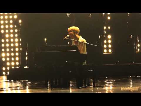 SHINee Taemin playing piano and singing 'I love you