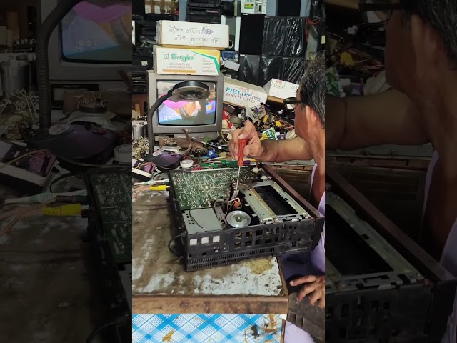 VCR Video Cassette Recorder Repairing Service Centre Shop #vcr #vhs #radio #cassette #tape #repair