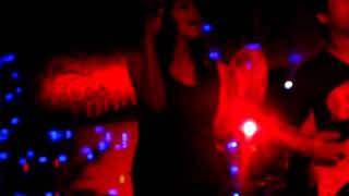 เธอไม่ออนฉันนอนไม่หลับ