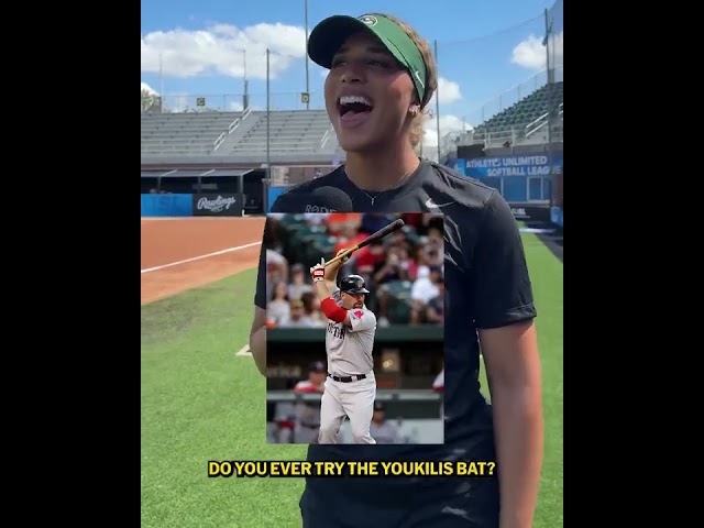 Elite family members to learn from! ⚾️🏈🥎 (via mlb/TT)