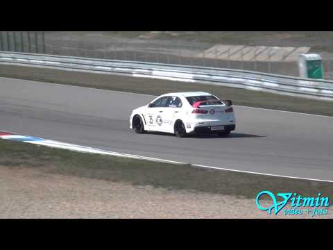 Dominika Benešová - Mitsubishi Lancer Evo X - Brněnský Drak 2014 