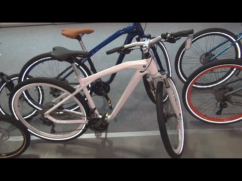 BMW Bike White (2016) Exterior and Interior in 3D
