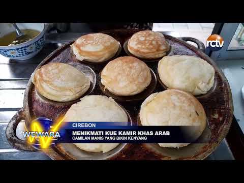 Menikmati Kue Kamir Khas Arab