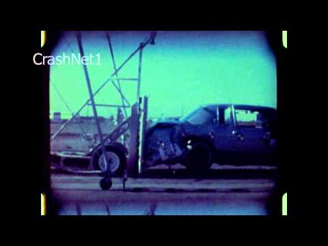 Video Crash Test Oldsmobile Delta 88 1987 - 1988