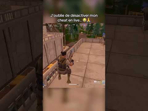 J'oublie d'enlever mon cheat en live 😭 #humour #shorts