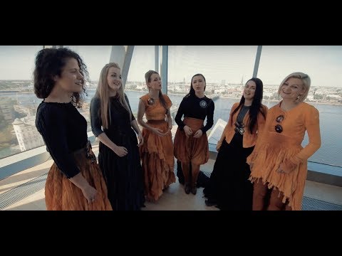 Latvian Voices - Zvīdzi Zvīdzi Sērmais Zirdzeņ (Latvian folk song)