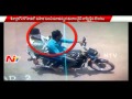 2 chain snatchers held in Hyderabad; CCTV footage