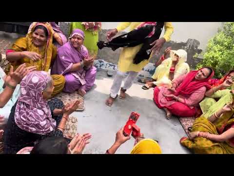 चुनरी लाई रंगवा के, ओडू गी घोटा लगवा के।धमाकेदार भजन।#dance #trending #haryanvi #viralvideo #bhajan😘