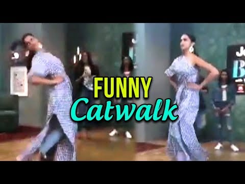 Deepika Padukone's funny catwalk in the presence of sister on BFFs with Vogue Deepika Padukone's funny catwalk in the presence of sister on BFFs with Vogue