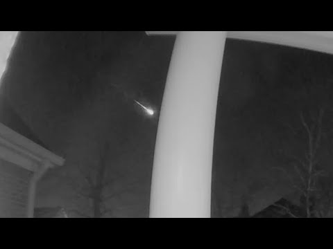 Fireball streaks across sky over several US states
