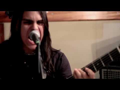 Cangaço - Arcabuzado (Grava ao Vivo 2013) online metal music video by CANGAÇO