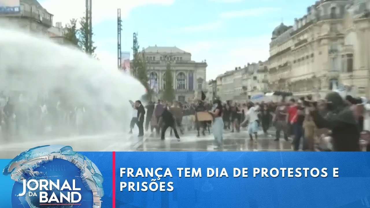 Greve geral contra governo na França é marcada por confrontos